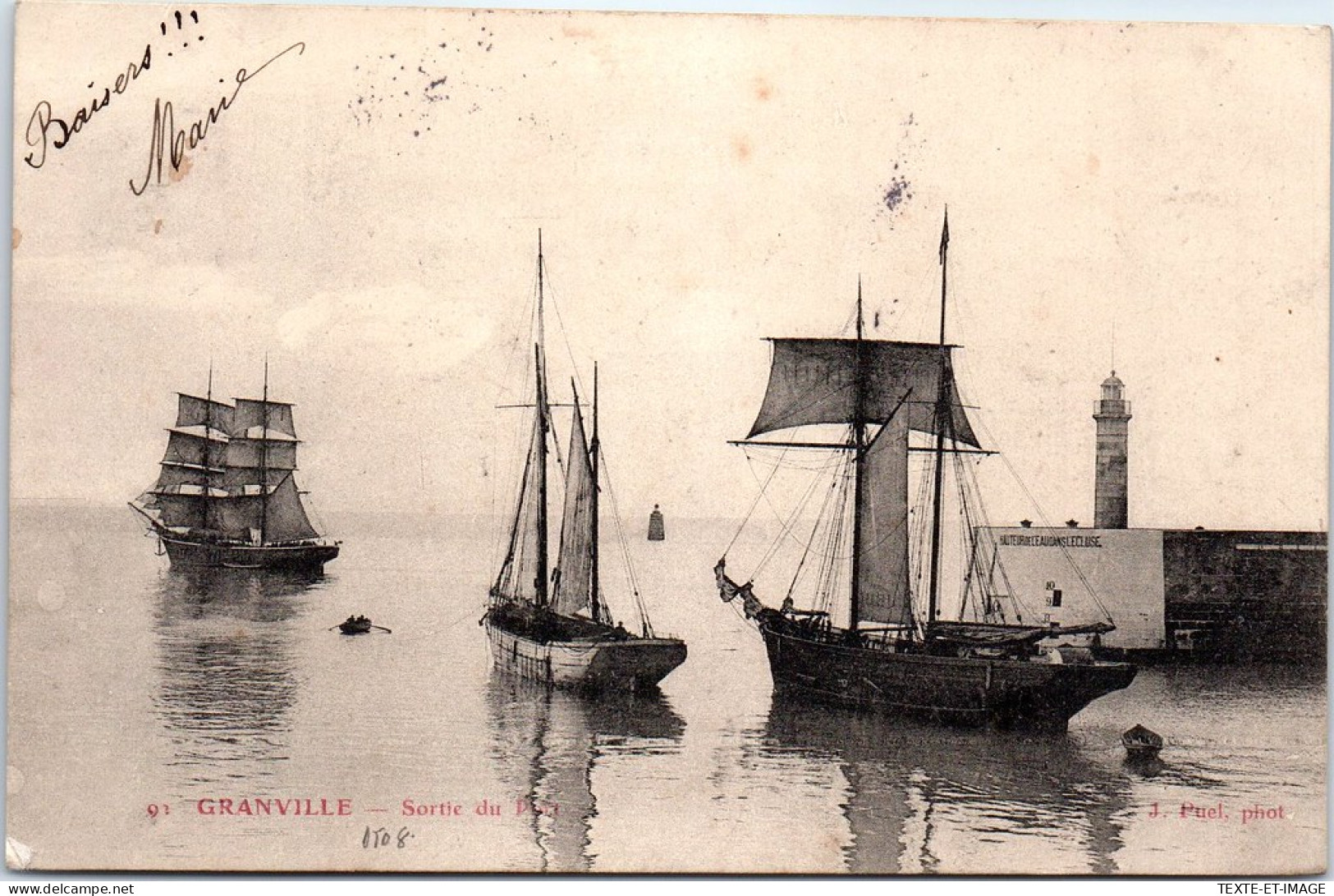 50 GRANVILLE - Sortie Du Port  - Granville