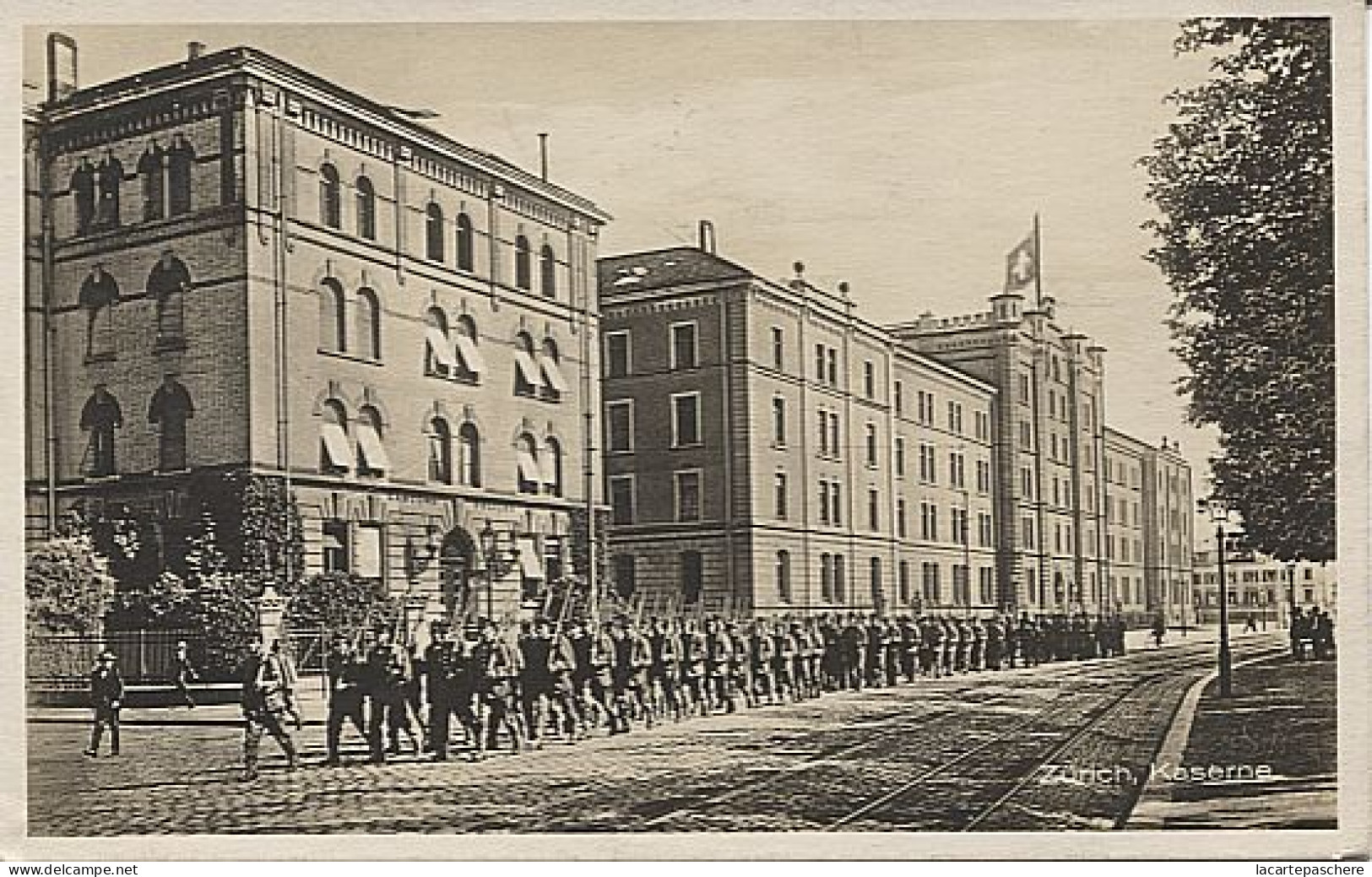 X114178 ZURICH KASERNE DEFILE MILITAIRE OU SOLDATS EN MARCHE - Zürich