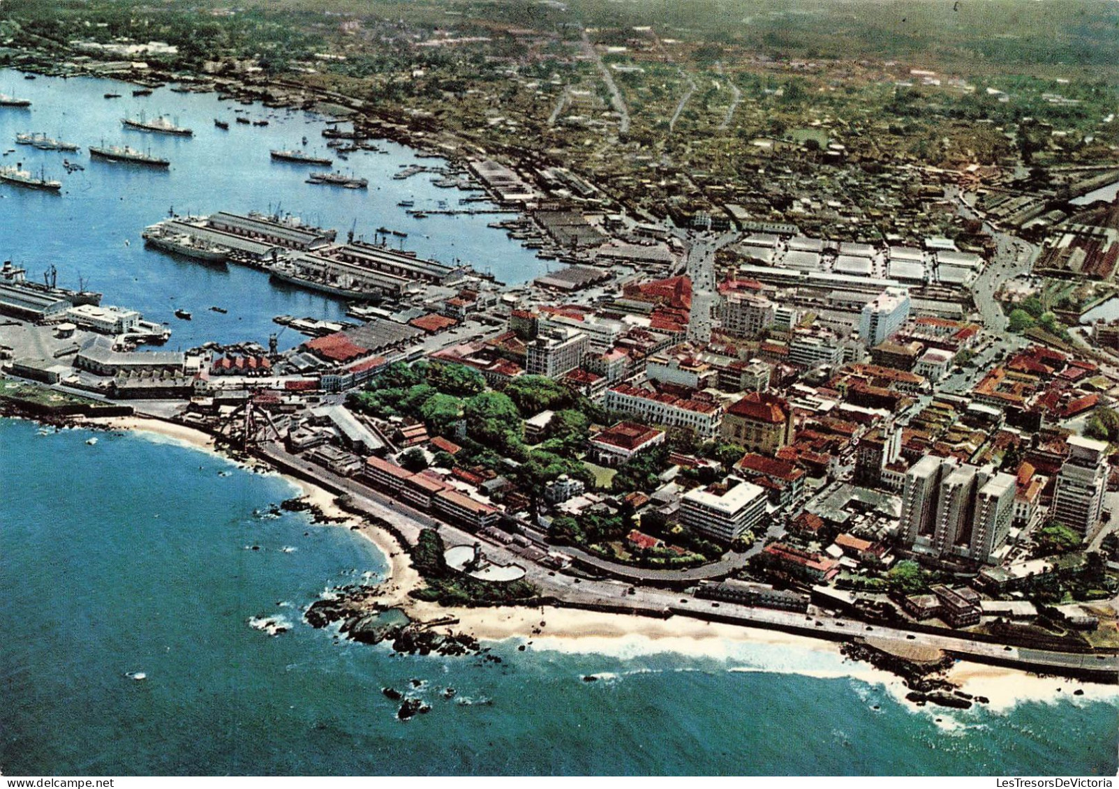 SRI LANKA (CEYLON) - Colombo - City And Harbour - Vue Sur Une Partie De La Vaille - La Mer - Bateaux - Carte Postale - Sri Lanka (Ceylon)
