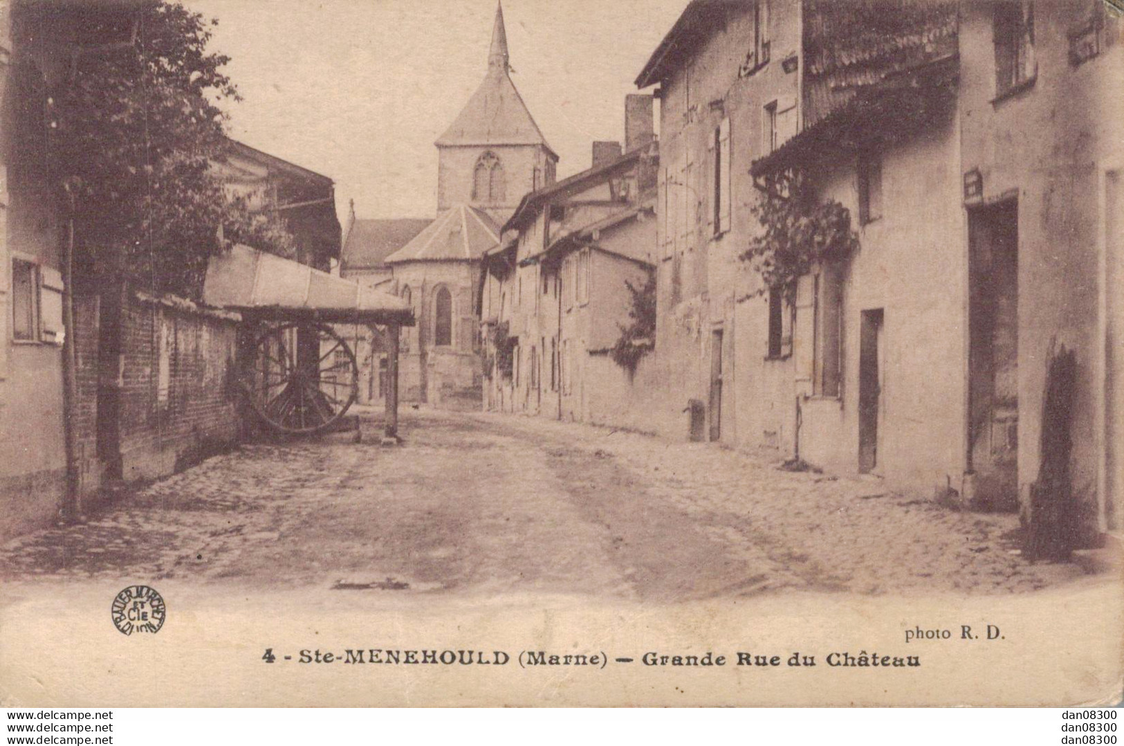 51 SAINTE MENEHOULD GRANDE RUE DU CHATEAU - Sainte-Menehould