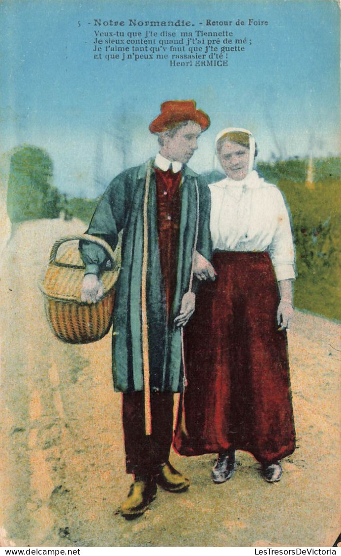 COUPLES - Notre Normandie - Retour De Foire - Colorisé - Carte Postale Ancienne - Paare