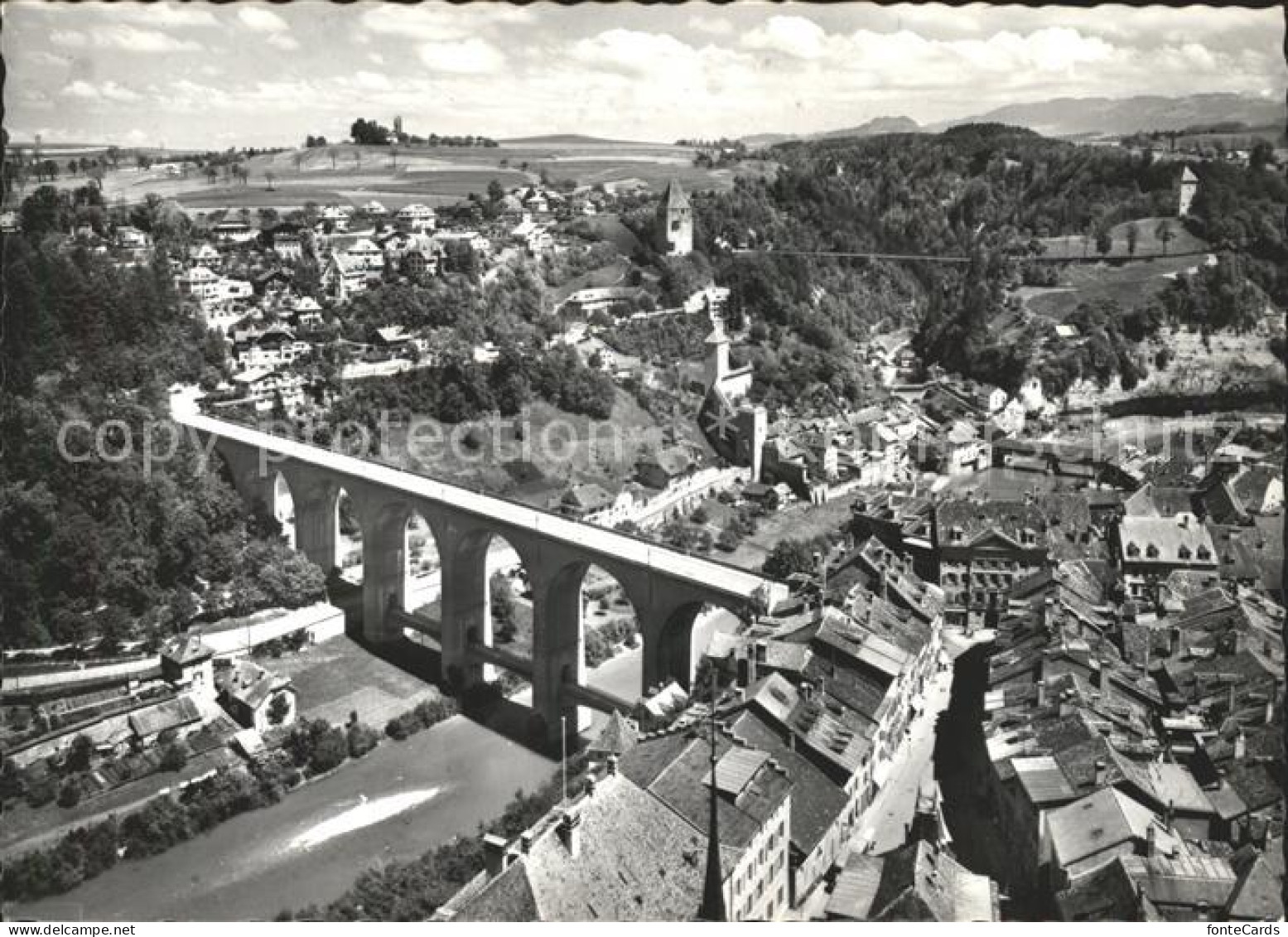 11646401 Fribourg FR Schoenberg Pont De Zaehringen Et Pont Suspendu Fribourg - Andere & Zonder Classificatie