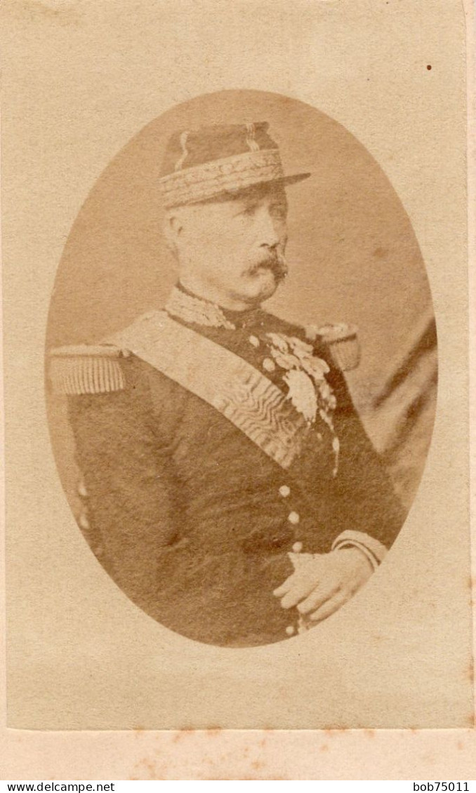 Très Rare Photo CDV De Napoléon III Posant Dans Un Studio Photo En  1870 - Alte (vor 1900)