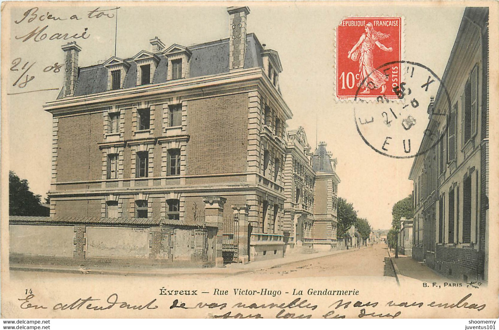 CPA Evreux-Rue Victor Hugo-La Gendarmerie-Timbre      L1068 - Evreux