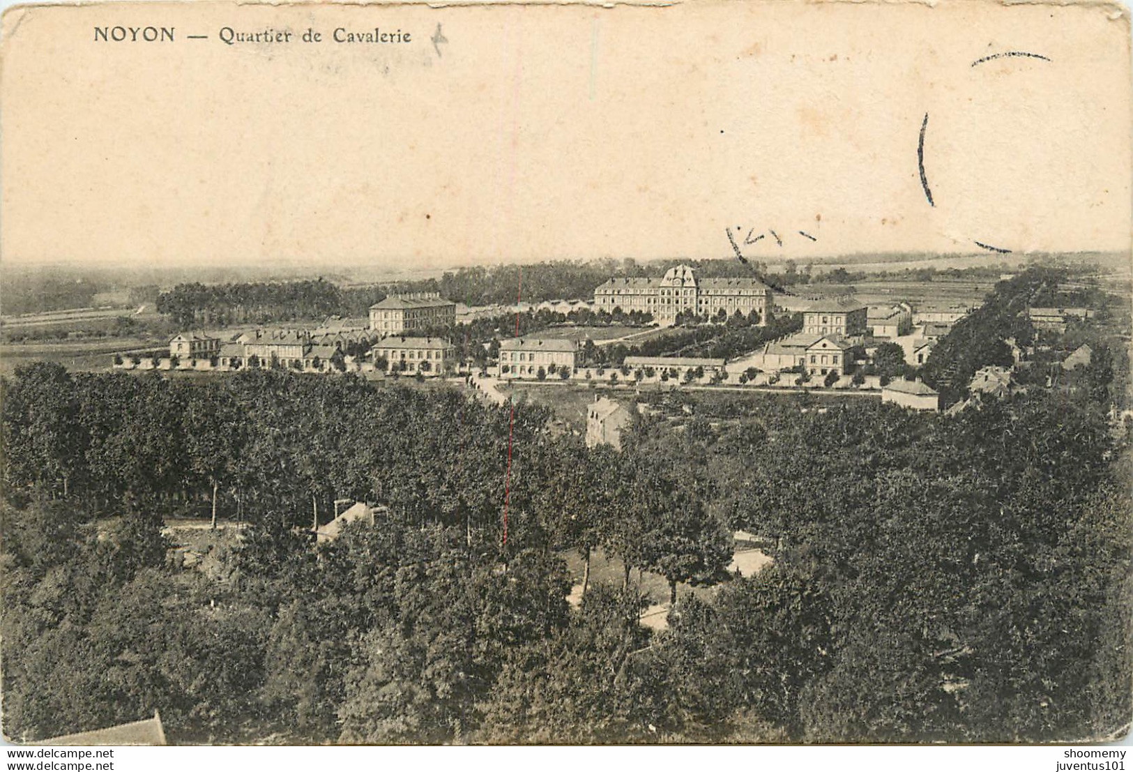 CPA Noyon-Quartier De Cavalerie   L1061 - Noyon