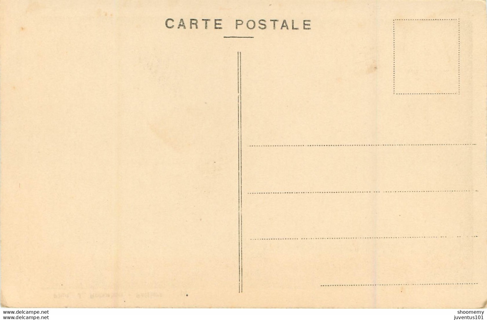 CPA Vouille La Bataille-La Nef De L'église     L1104 - Vouille