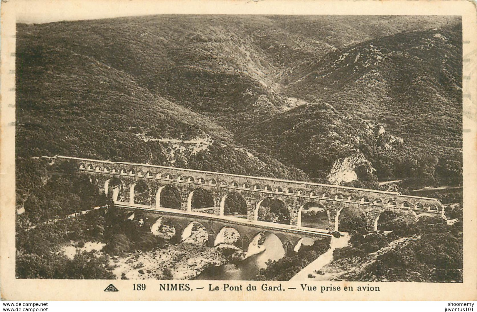 CPA Nîmes-Le Pont Du Gard-Timbre          L1102 - Nîmes