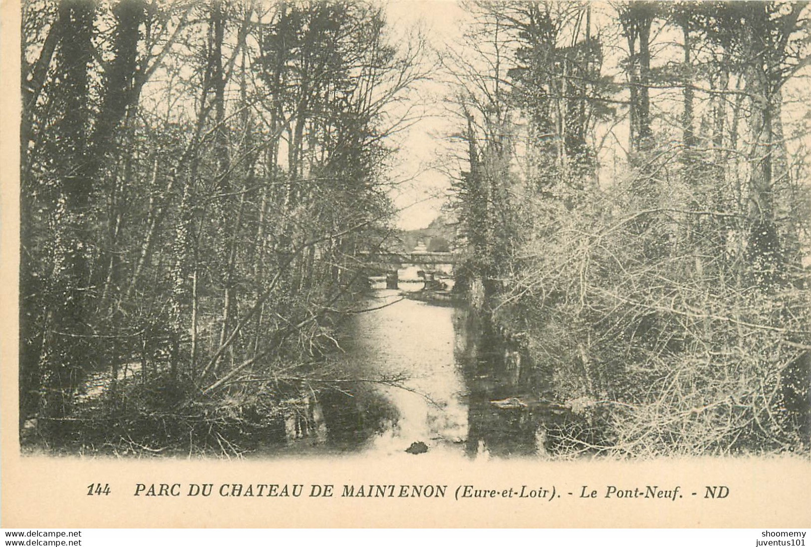 CPA Parc Du Château De Maintenon-Le Pont Neuf       L1100 - Maintenon