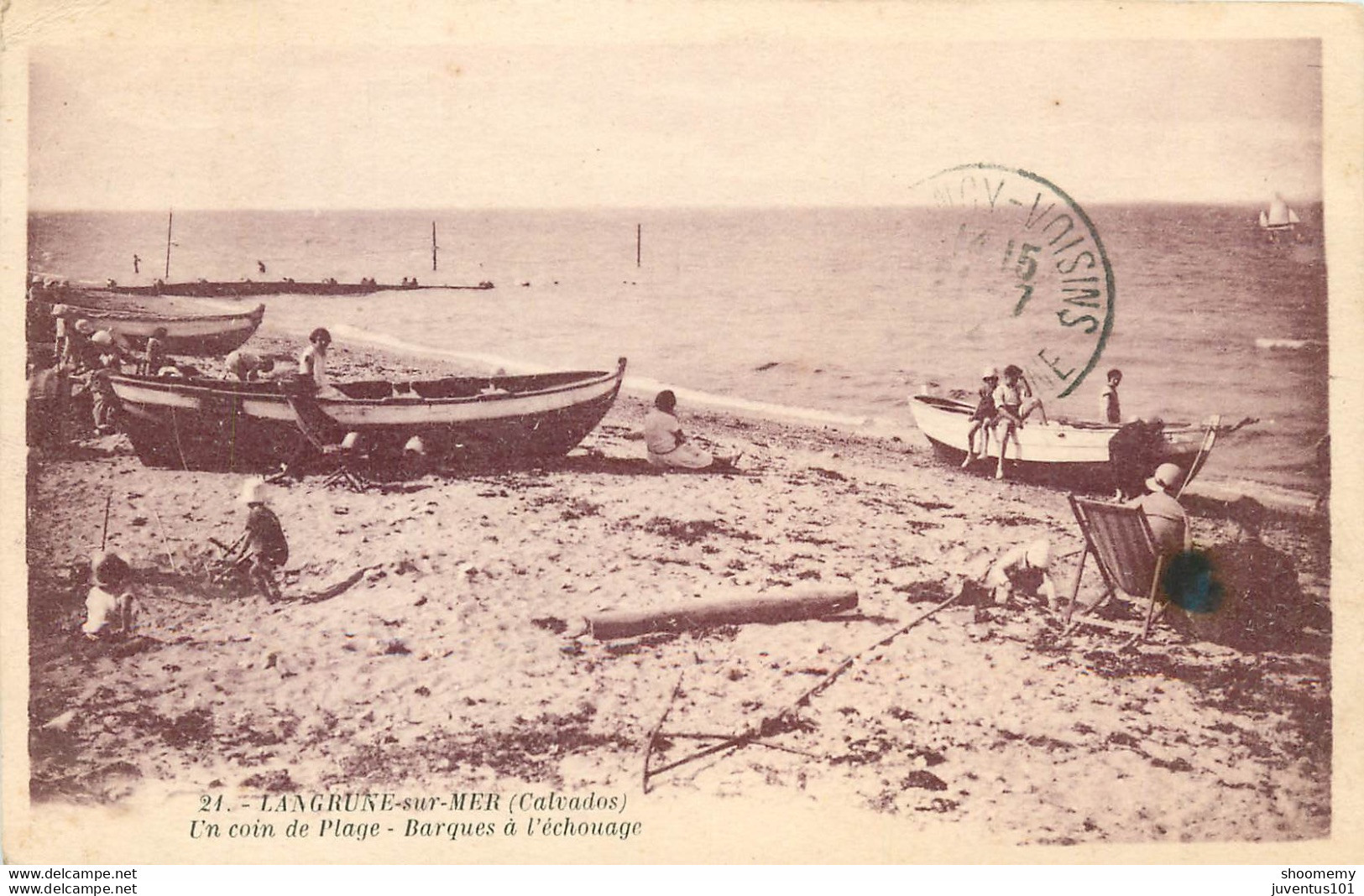 CPA Langrune Sur Mer-Un Coin De Plage-Barques à L'échouage-Timbre      L1093 - Sonstige & Ohne Zuordnung