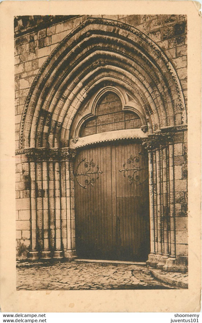 CPA Eglise De Jargeau-Le Grand Portail     L1172 - Jargeau