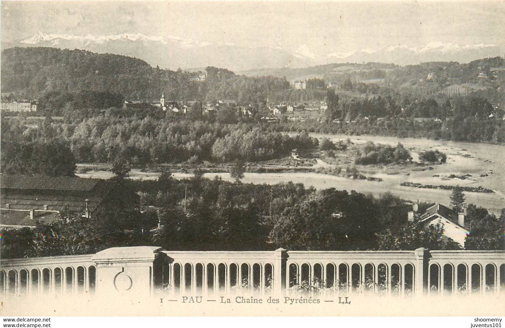 CPA Pau-La Chaîne Des Pyrénées    L1172 - Pau