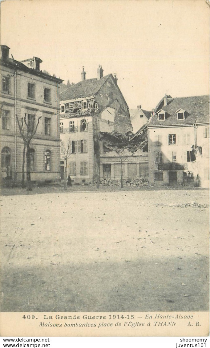 CPA La Grande Guerre-Maisons Bombardées Place De L'église à Thann       L1247 - Thann