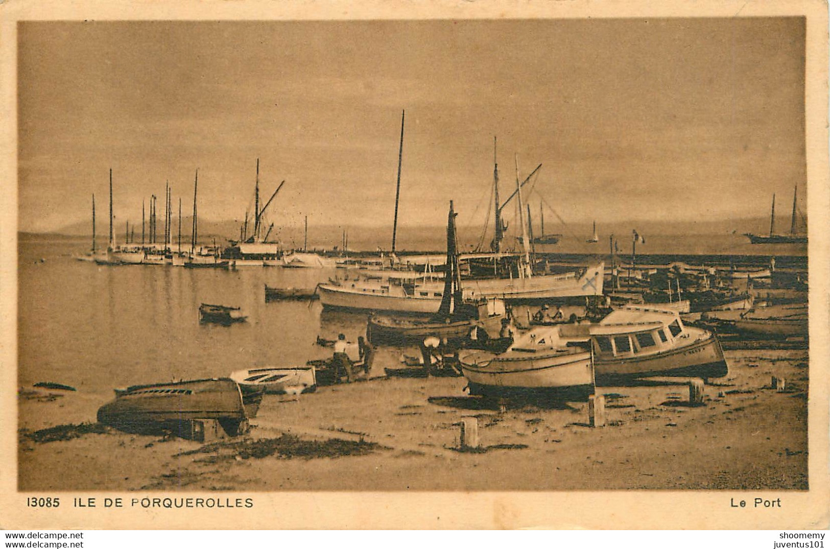 CPA Ile De Porquerolles-Le Port       L1497 - Porquerolles