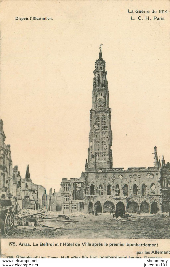 CPA Arras-Le Beffroi Et L'hôtel De Ville Après Le Premier Bombardement      L1624 - Arras