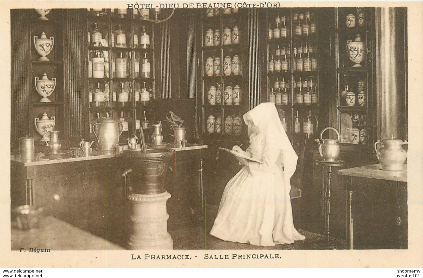 CPA Hotel Dieu De Beaune-La Pharmacie-Salle Principale        L1592 - Beaune