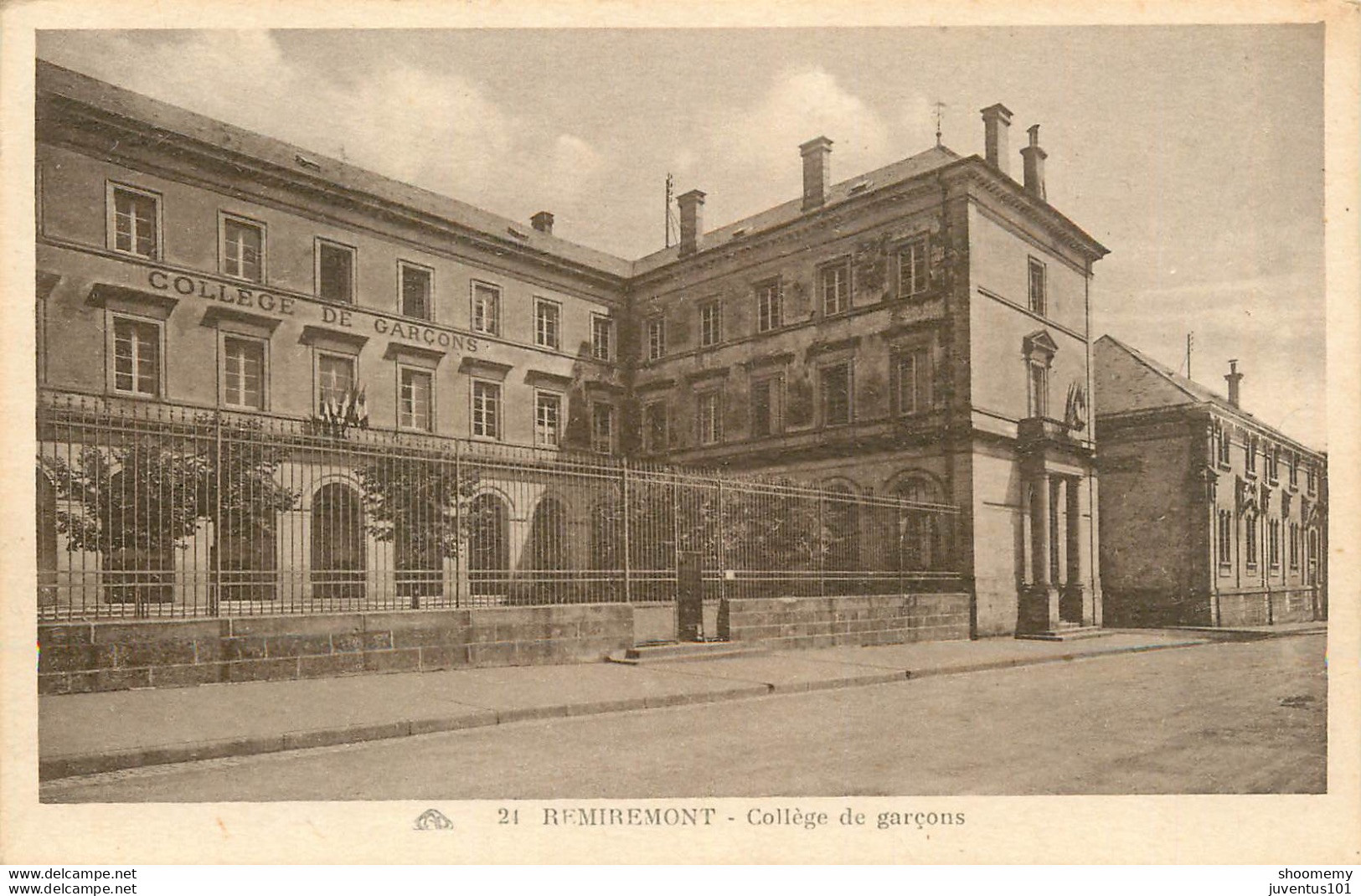 CPA Remiremont-Collège De Garçons-Timbre      L1575 - Remiremont