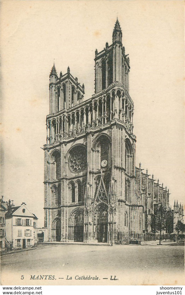 CPA Mantes-La Cathédrale-5        L1688 - Mantes La Ville