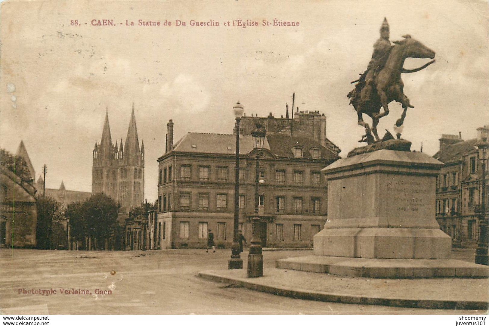 CPA Caen-La Statue De Du Guesclin Et L'église Saint Etienne-88        L1681 - Caen