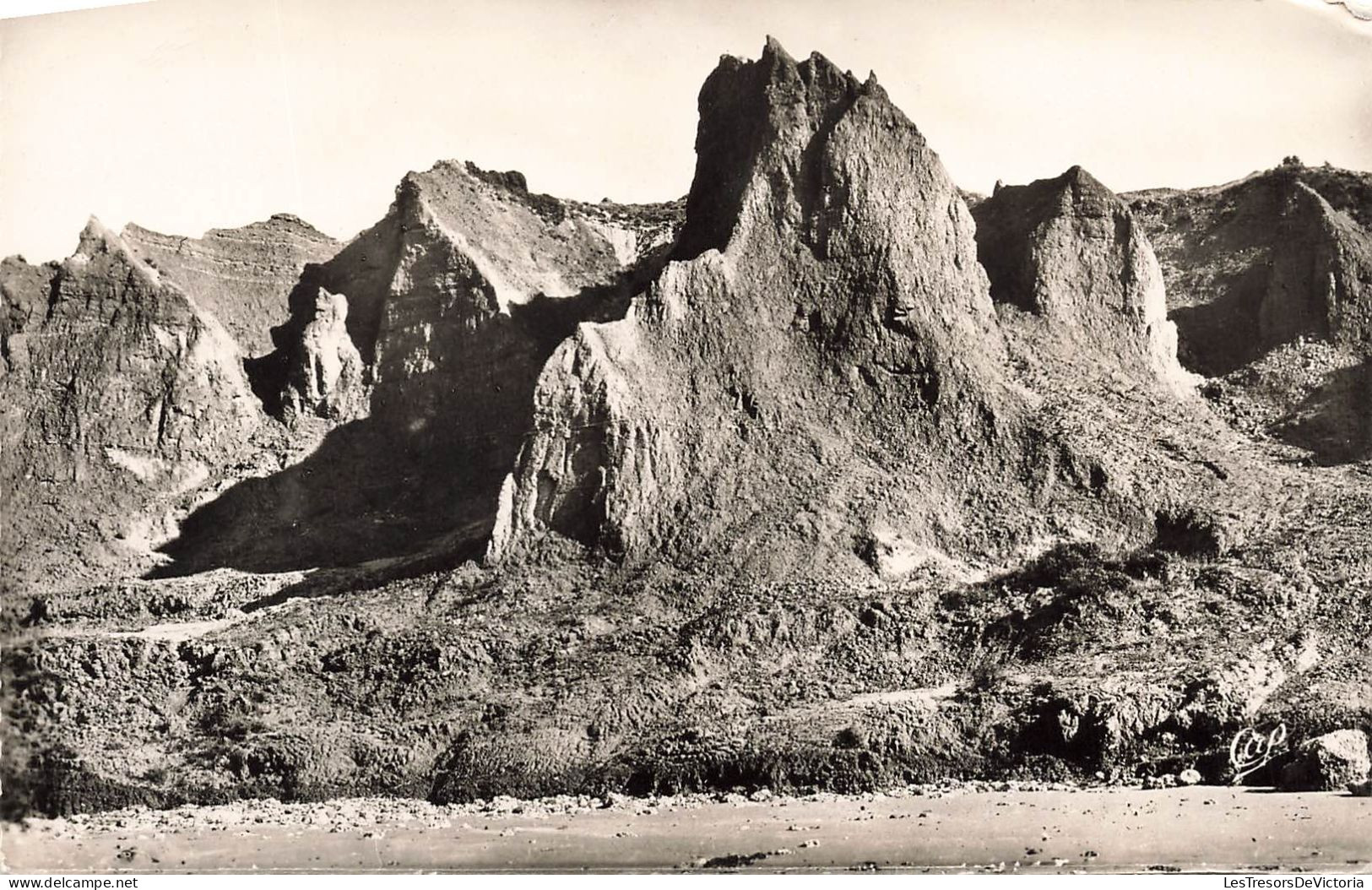 FRANCE - Houlgate - Les Falaises Vues Du Terrain De Camping "De La Corniche" - Vue Générale - Carte Postale - Houlgate