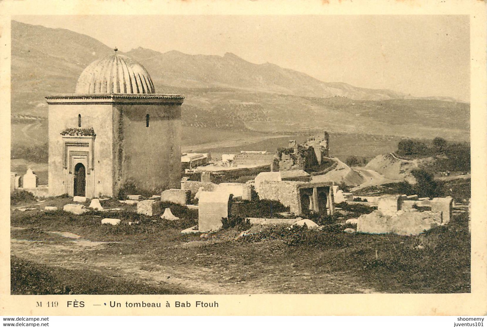 CPA Fès-Un Tombeau à Bab Ftouh      L1948 - Fez (Fès)