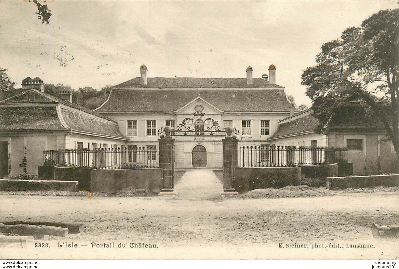 CPA L'Isle-Portail Du Château-Timbre      L2194 - L'Isle