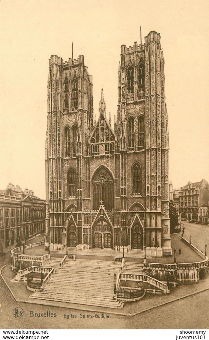 CPA Bruxelles-Eglise Sainte Gudule      L2220 - Monuments