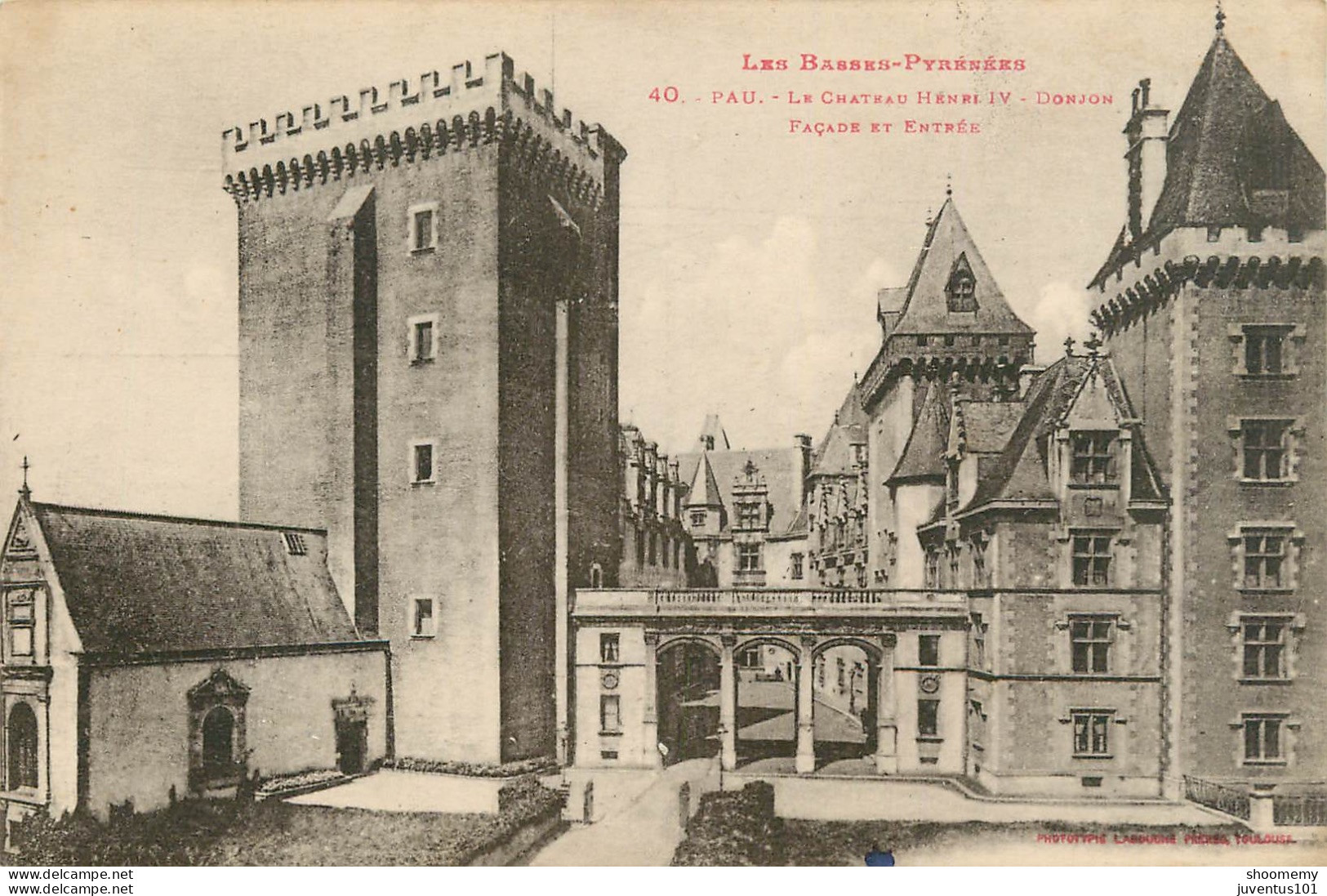 CPA Pau-Le Château    L2313 - Pau