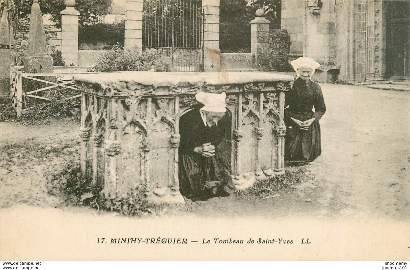 CPA Mininy Tréguier-Le Tombeau De Saint Yves-17      L2271 - Tréguier