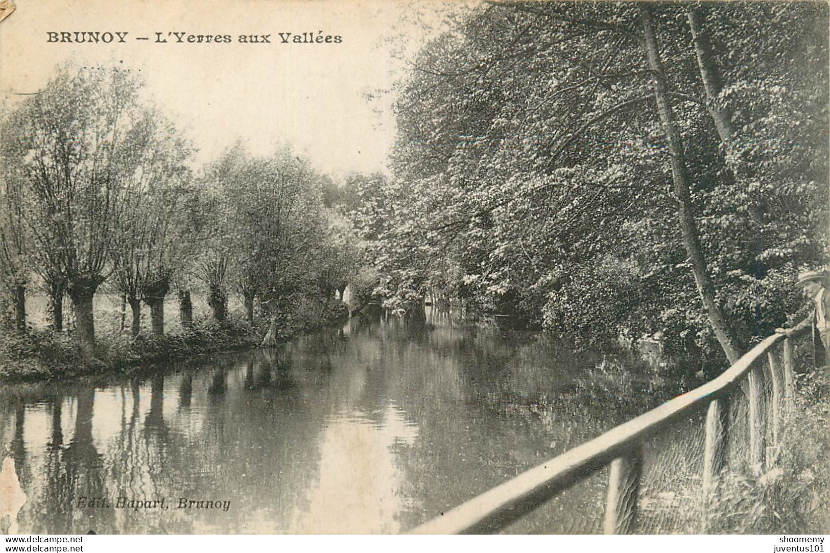 CPA Brunoy-L'Yerres Aux Vallées    L2252 - Brunoy