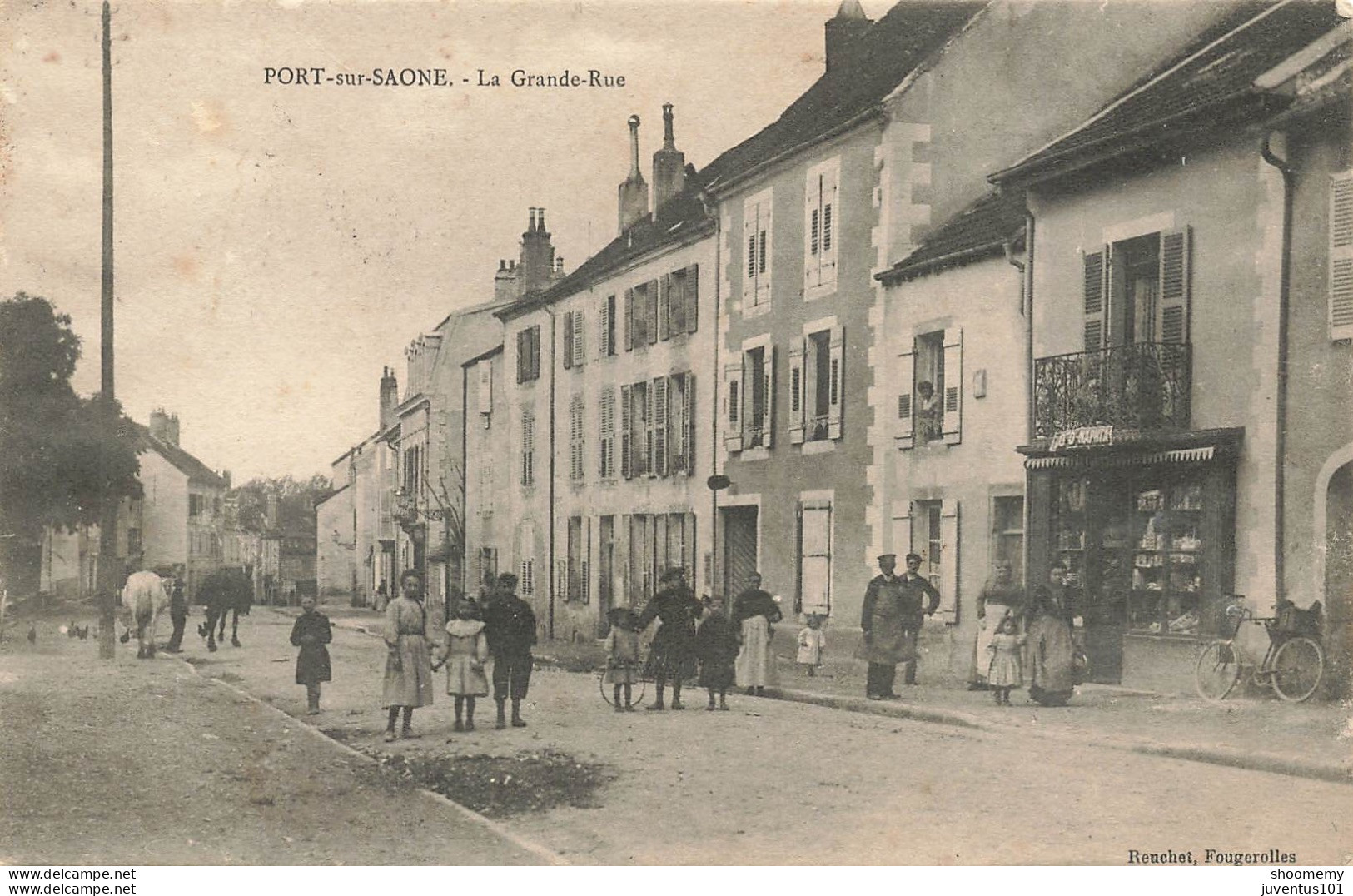 CPA Port Sur Saône-La Grande Rue-Timbre      L2393 - Port-sur-Saône