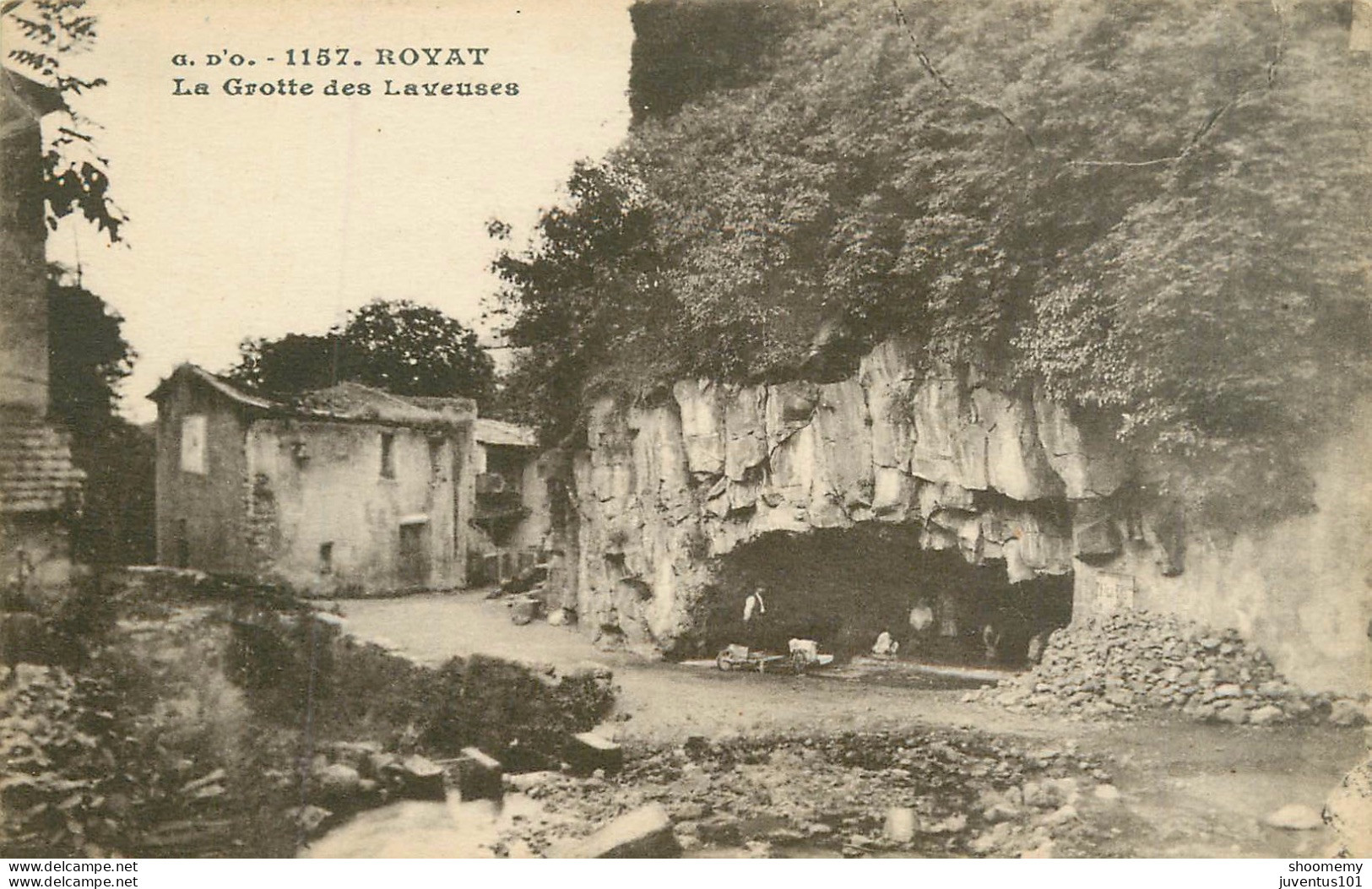 CPA Royat-La Grotte Des Laveuses-1157    L2382 - Royat