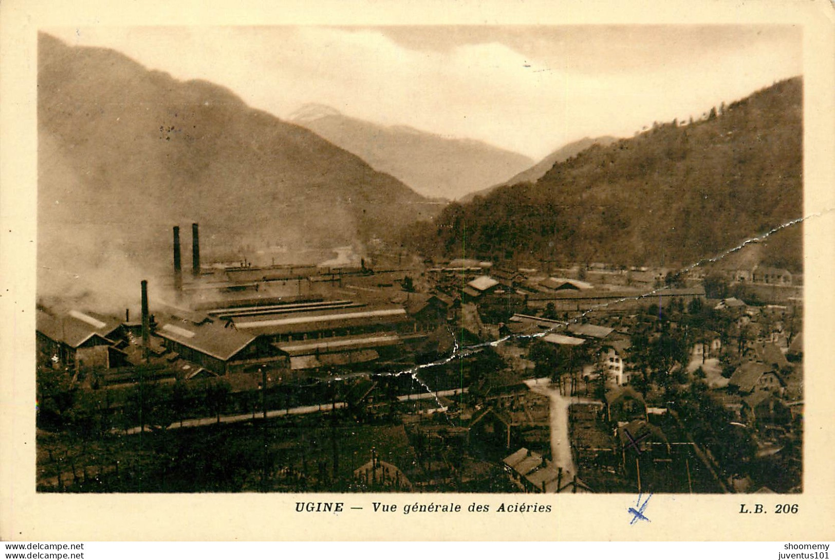 CPA Ugine-Vue Générale Des Acièries-Etat Mauvais      L2320 - Ugine