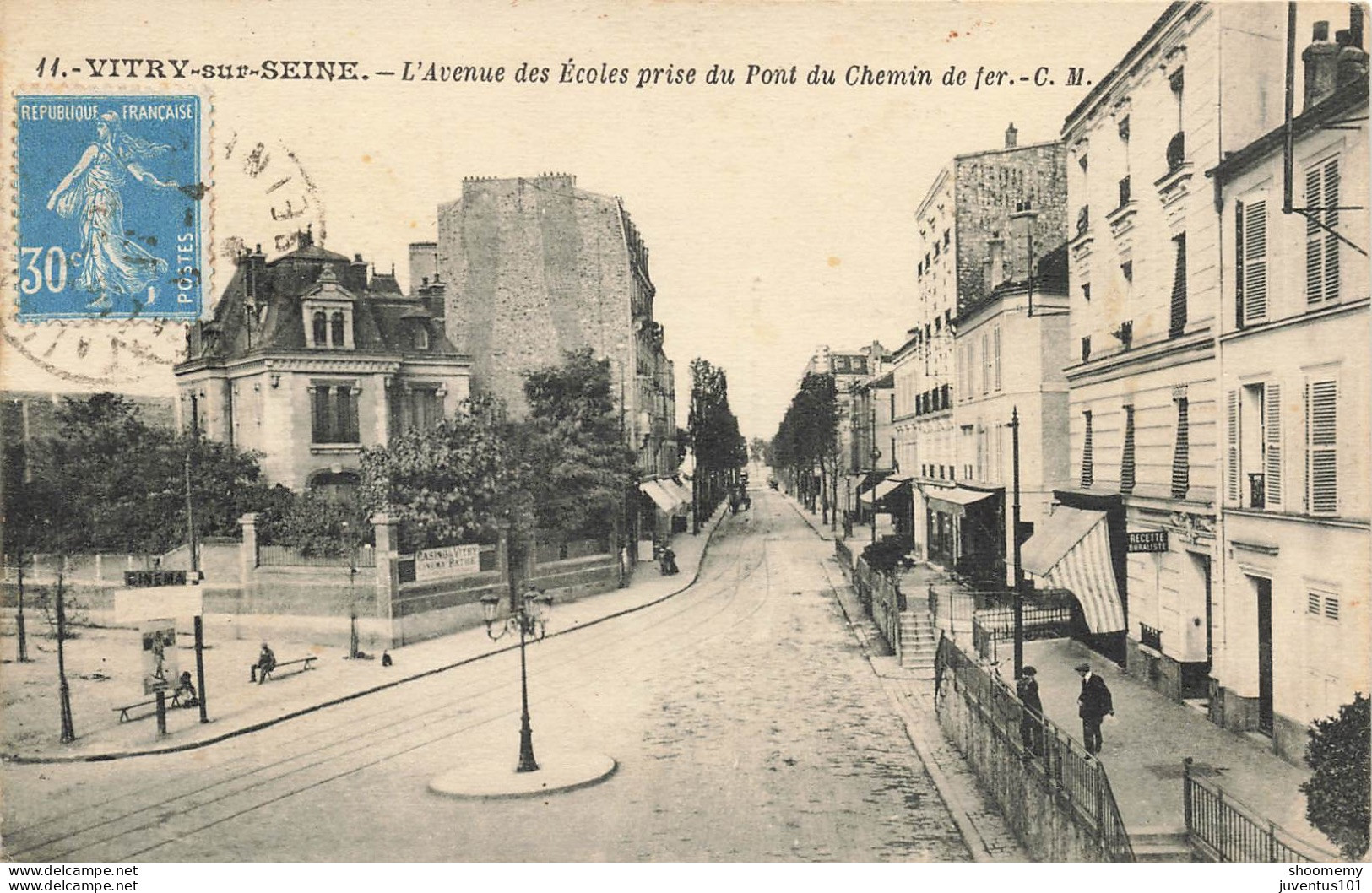 CPA Vitry Sur Seine-L'avenue Des écoles Prise Du Pont Du Chemin De Fer-11-Timbre      L2445 - Vitry Sur Seine