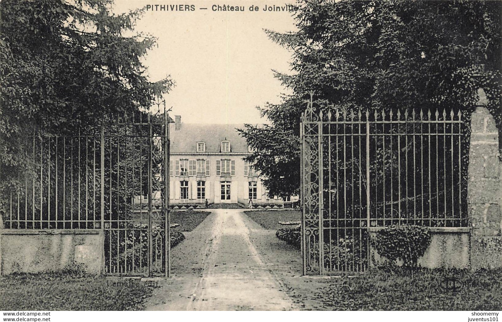 CPA Pithiviers-Château De Joinville      L2445 - Pithiviers