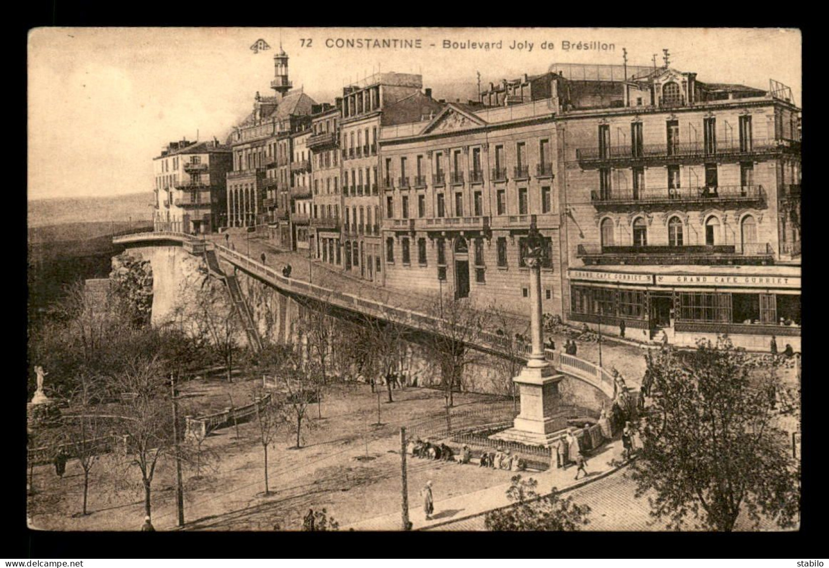 ALGERIE - CONSTANTINE - BOULEVARD JOLY DE BRESILION - GRAND CAFE GURRIET - HOTEL MODERNE - Constantine