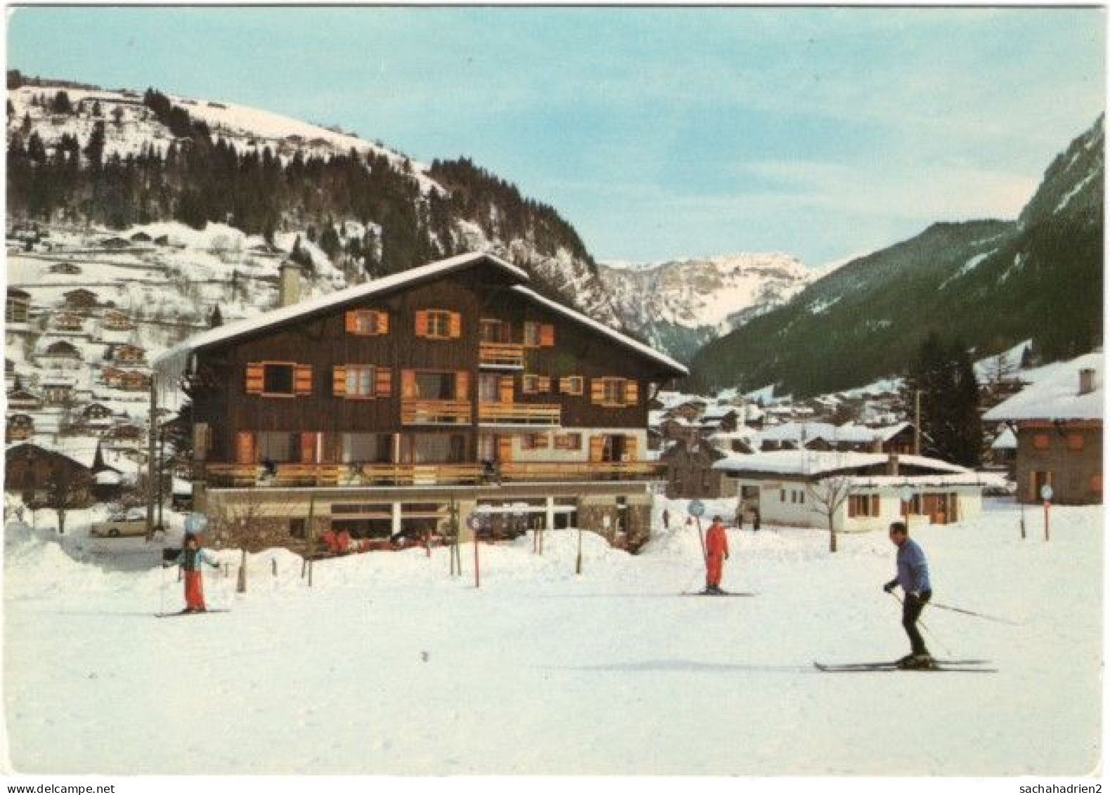 74. Gf. MORZINE. Hôtel L'Aubergade. 589 - Morzine