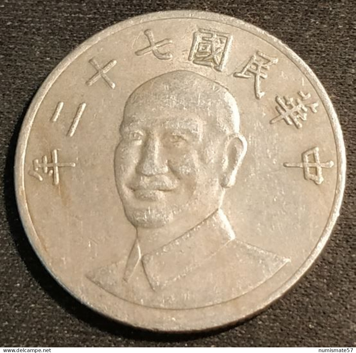 CHINE - CHINA - TAIWAN - 10 YUAN ( DOLLAR ) 1983 - KM 553 -  Chiang Kai-Shek - Taiwan