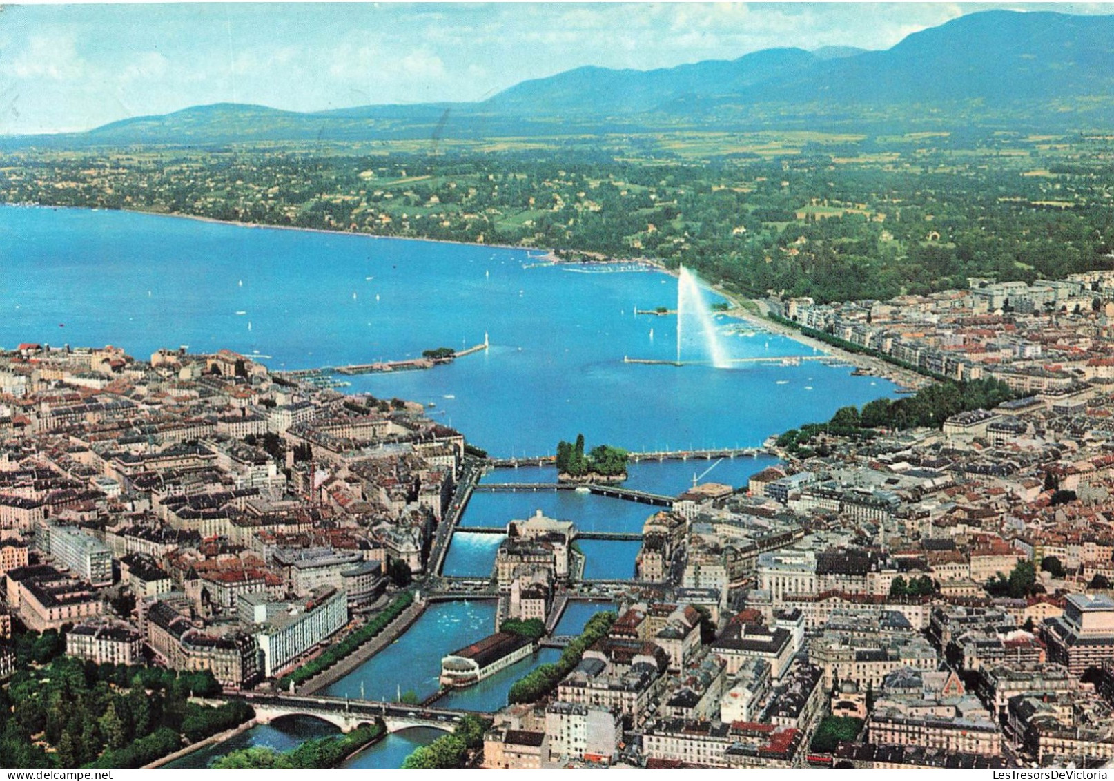 SUISSE - Genève - Vue Aérienne - Vue Sur Une Partie De La Ville - La Mer - Carte Postale - Genève