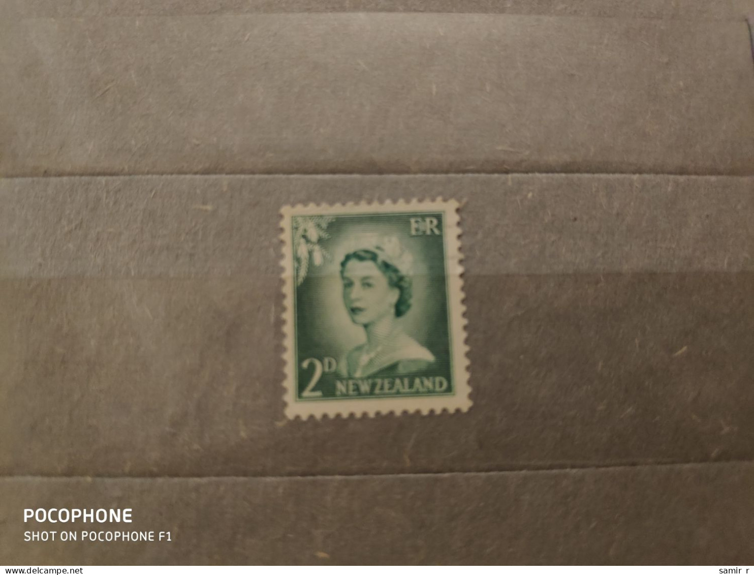 New Zealand	Queen (F96) - Used Stamps