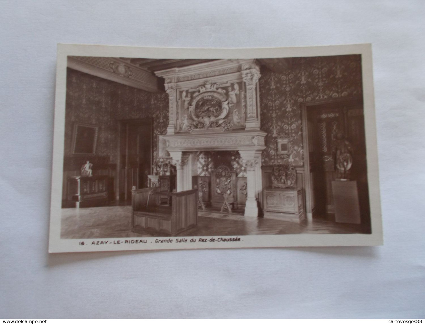 AZAY LE RIDEAU ( 37 Indre Et Loire )  GRANDE SALLE DU REZ DE CHAUSSEE DU CHATEAU - Azay-le-Rideau