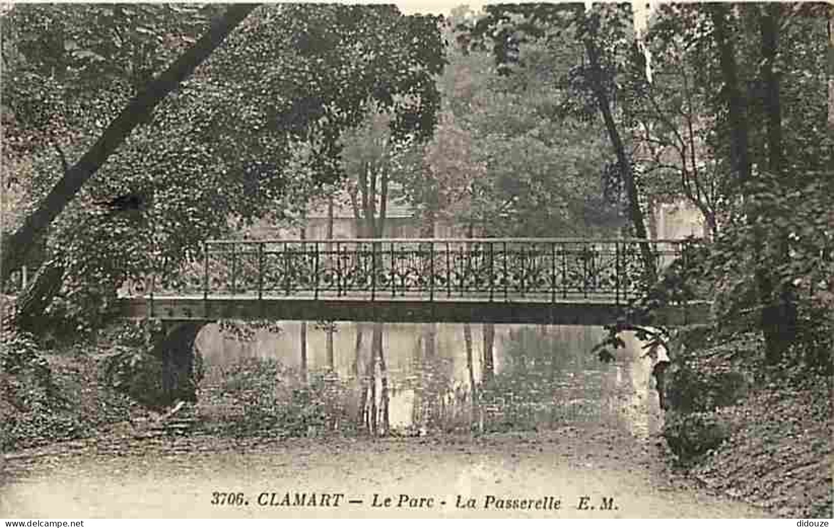 92 - Clamart - Le Parc - La Passerelle - CPA - Voir Scans Recto-Verso - Clamart