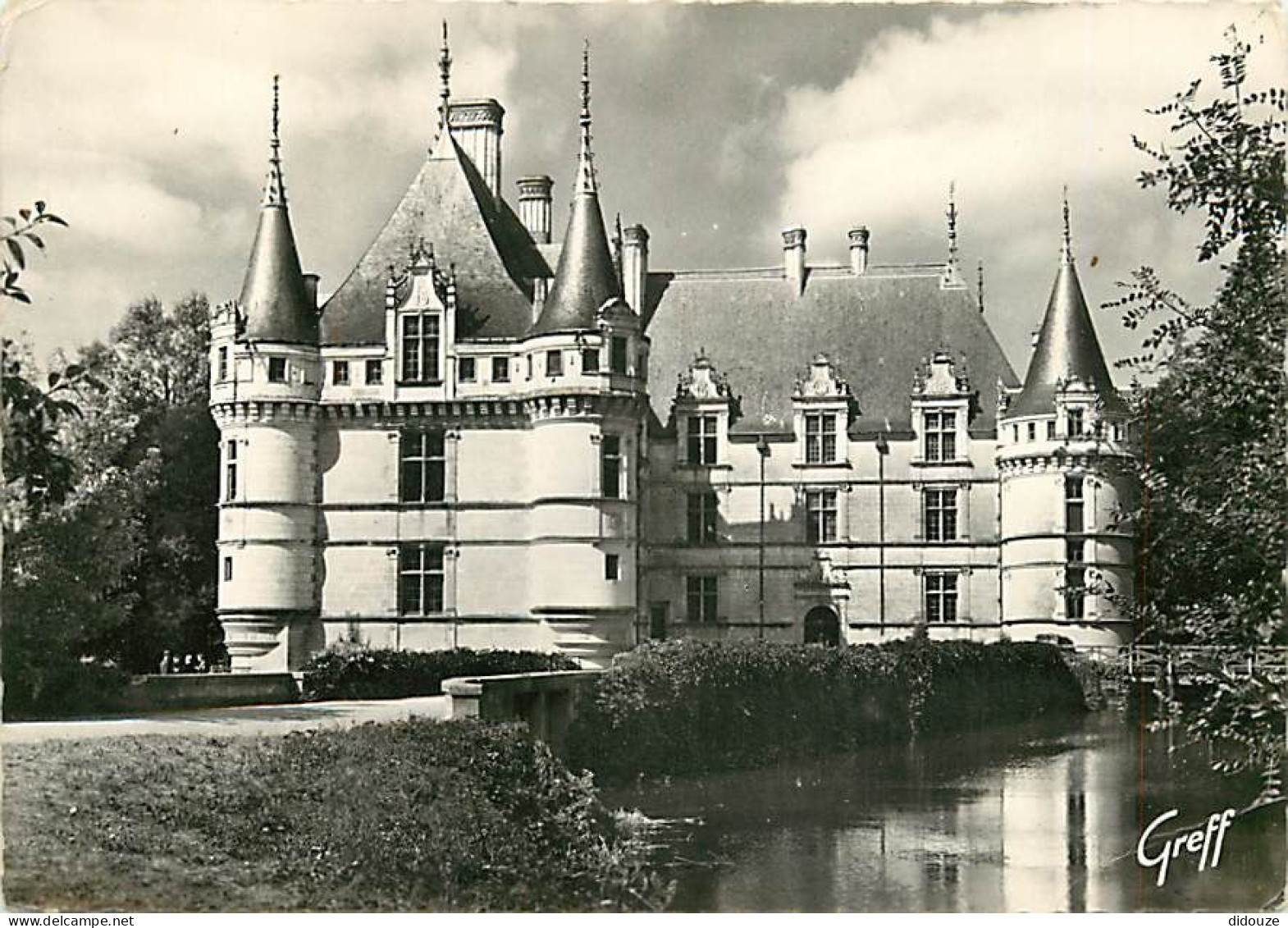 37 - Azay Le Rideau - Le Château - Mention Photographie Véritable - Carte Dentelée - CPSM Grand Format - Etat Pli Visibl - Azay-le-Rideau