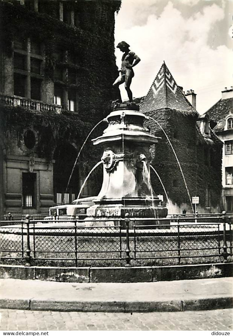 21 - Dijon - Place François Rude : Fontaine De Bareuzai - Mention Photographie Véritable - Carte Dentelée - CPSM Grand F - Dijon