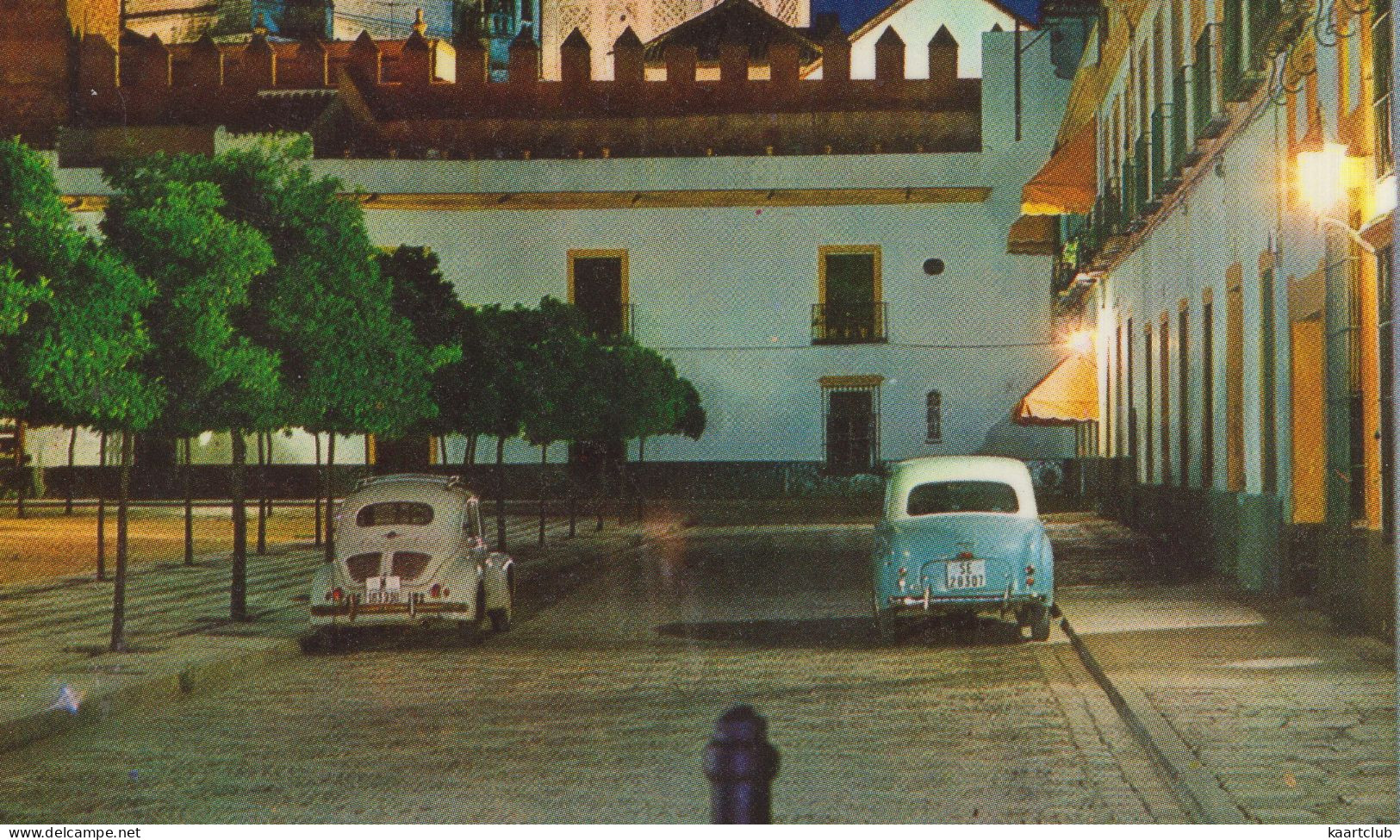 Sevilla: RENAULT 4CV, AUSTIN A40 CAMBRIDGE '56 - La Giralda - (Spain) - Passenger Cars