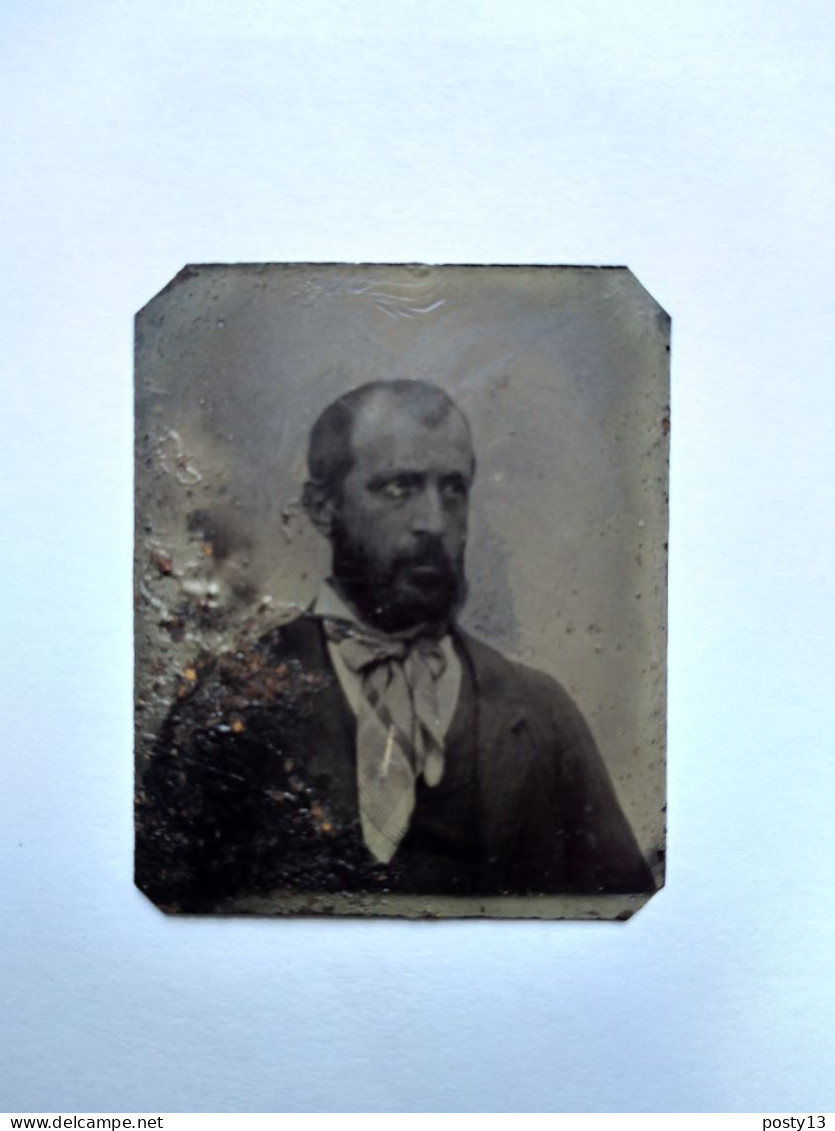 FERROTYPE  Petit Ferrotype Portrait Homme - 3 X 3,5 Cm. - Alte (vor 1900)