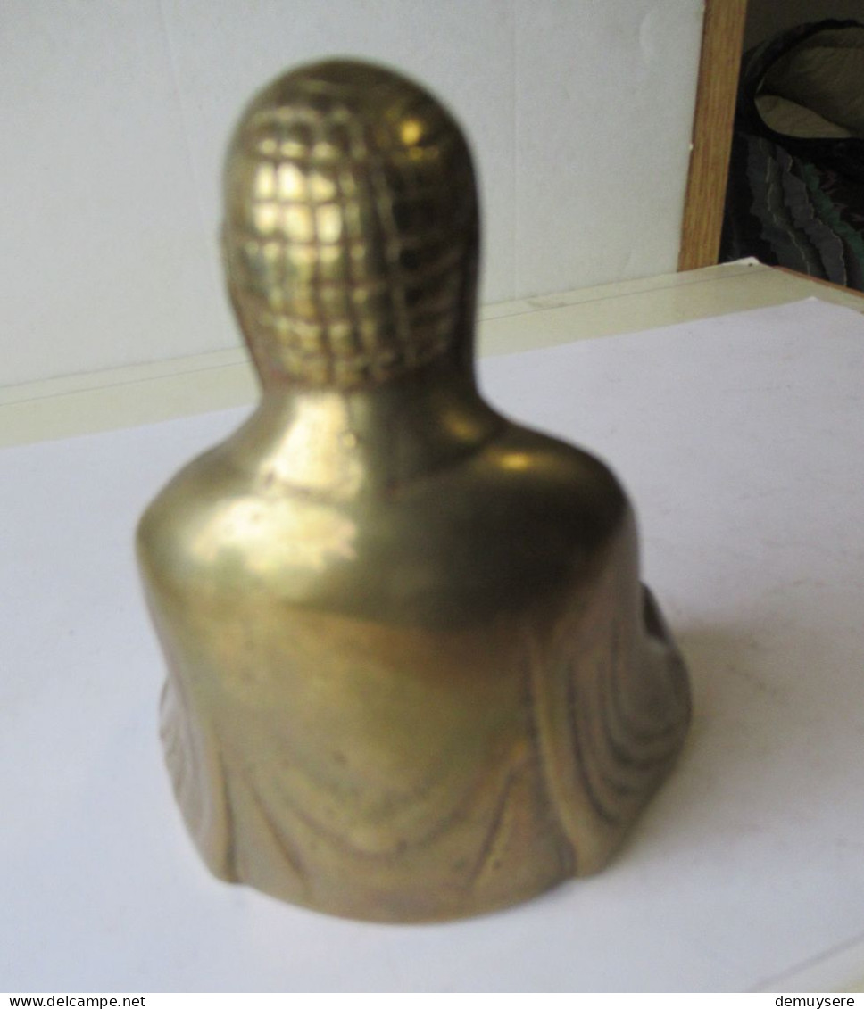 LADE 60 - Japans Bronzen Boeddhabeeldje/beeldje 1920s 10 CM - Bronces