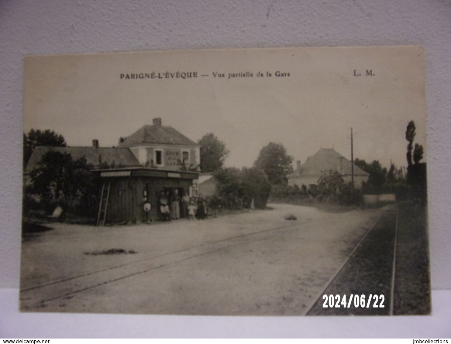 PARIGNE L'EVEQUE (Sarthe) VUE PARTIELLE ET CAFE DE LA GARE - Autres & Non Classés