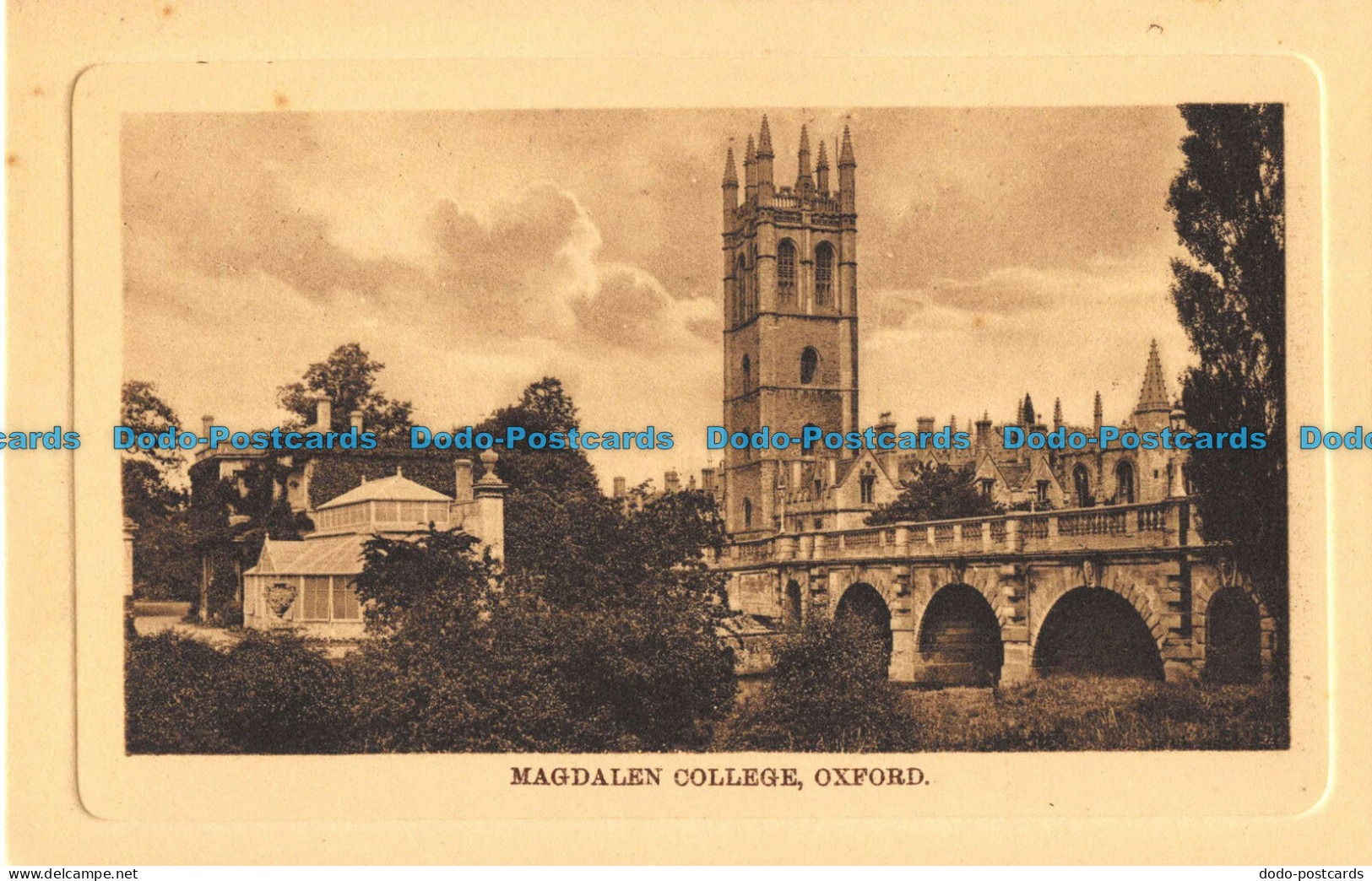 R041259 Magdalen College. Oxford - World