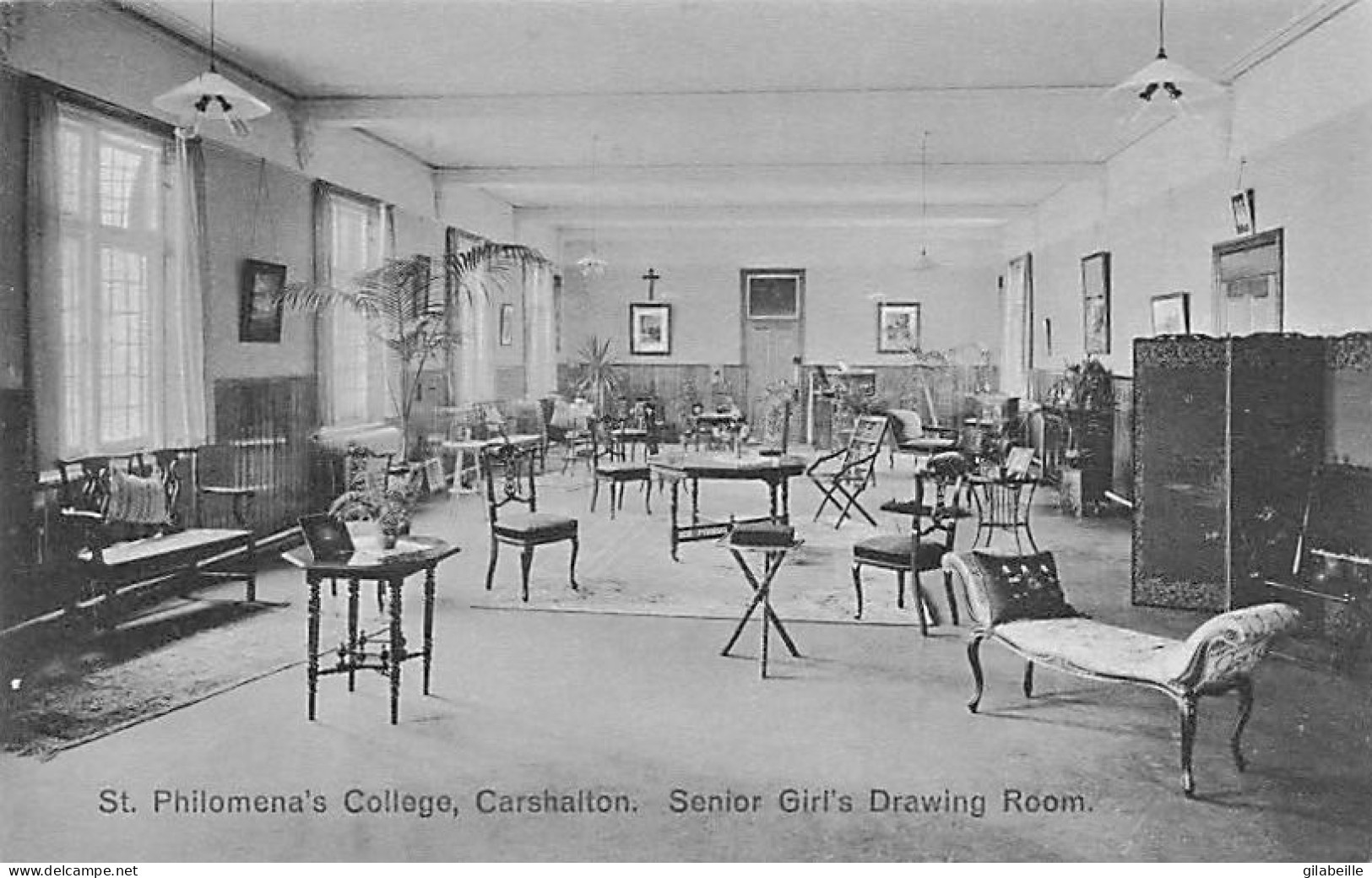 CARSHALTON - St Philomena's College  -  Senior Girl's Drawing Room - Other & Unclassified