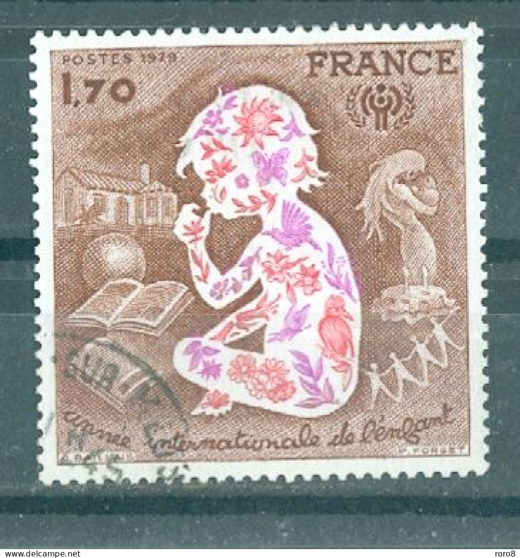 FRANCE - N°2028 Oblitéré - Année Internationale De L'Enfant. - Used Stamps